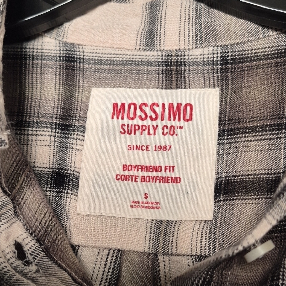Mossimo Supply Co. Black and White Checkered Shirt - Picture 3 of 7